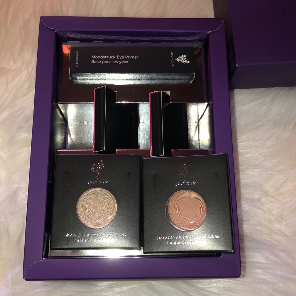 Younique Moodstruck Eye Primer and Eye Shadow set